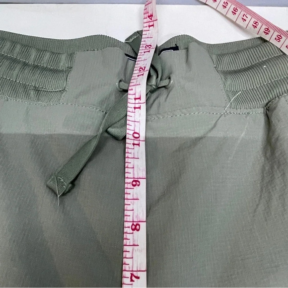 Explorer Womens Capri
Mountain Warehouse size 14 - Picture 6 of 14